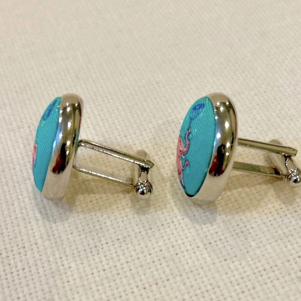 Never worn, Bird Dog Bay pink elephant champagne cufflinks 100% silk Ky Derby